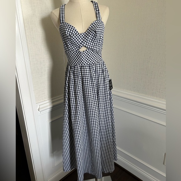 NWT Lulu’s navy gingham dress - Picture 5 of 13